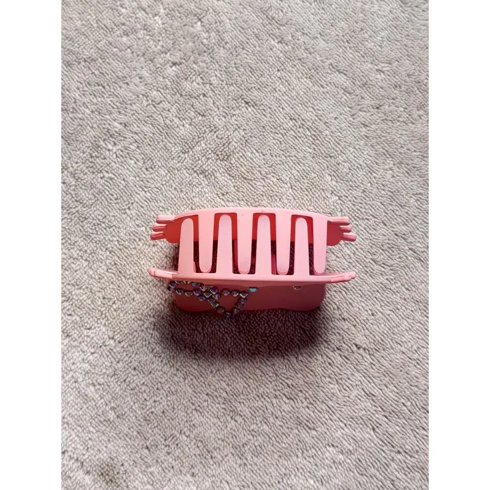 Large hello kitty hair claw clip matte  light pink with rhinestone accent
